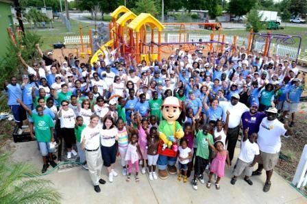 Grant opportunities with KABOOM! playgrounds volunteers
