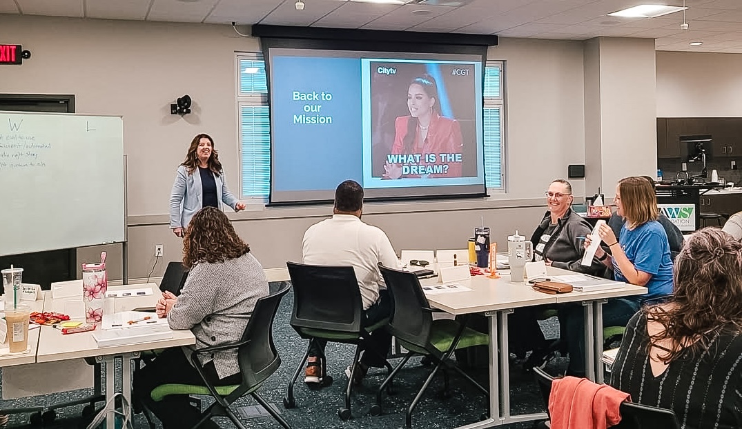 4-Amanda Lopez of Transform Consulting Group Facilitating a Professional Development Training for Nonprofit Leaders